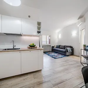  Apartment Casa Nicola Ai Filippini